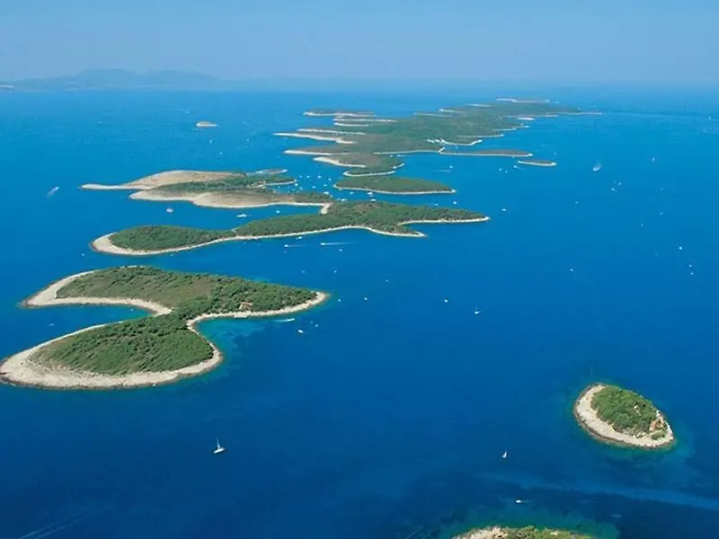 Luxury Catamaran Lagoon 42, Ac & Gn Split