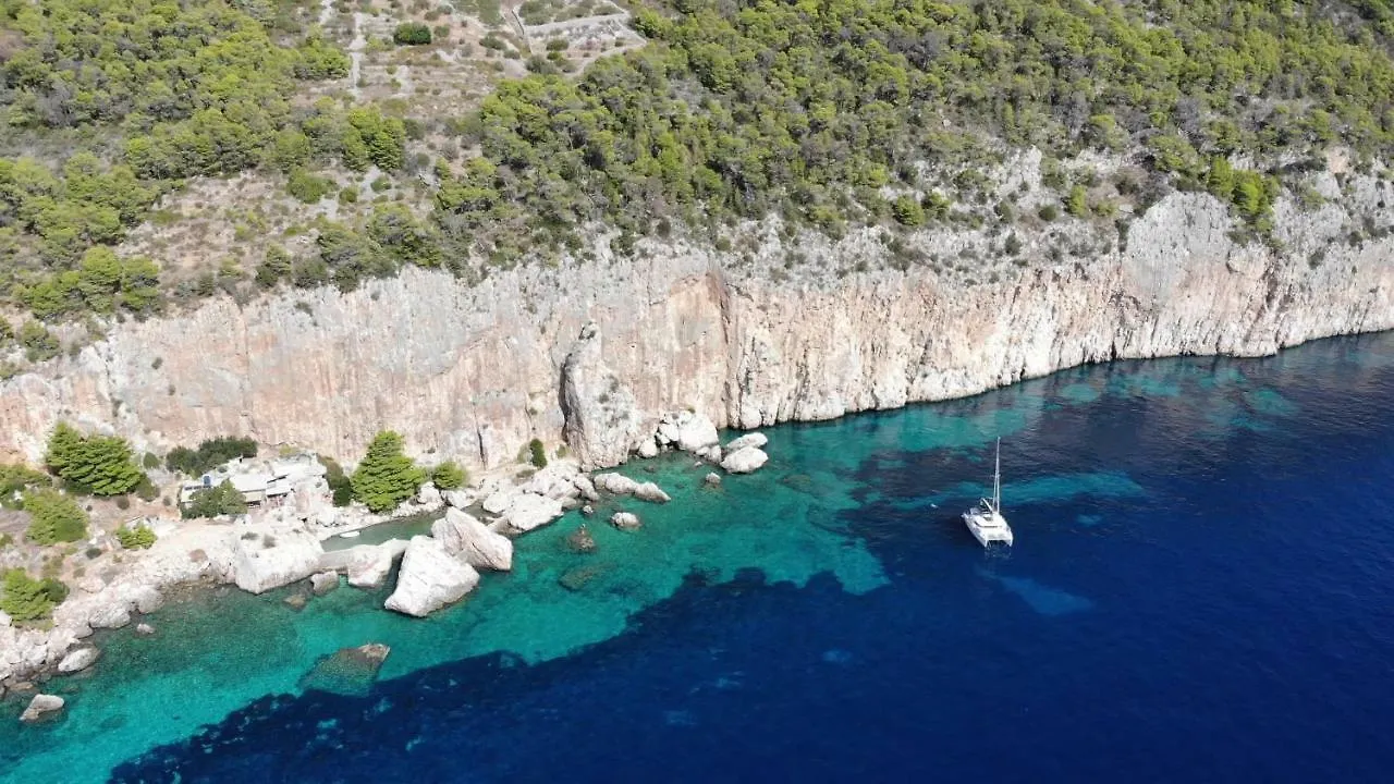 Luxury Catamaran Lagoon 42, Ac & Gn Split 0*,